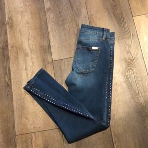 White House Black Market “The Slim Ankle” Jeans